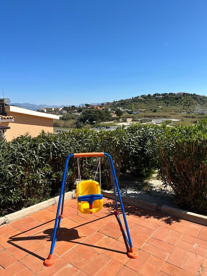 קאסטלמארה דל גולפו Villa Fiorenza - 100 Mt Dal Mare מראה חיצוני תמונה